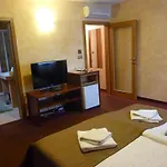 Pensión Ristorante Moretti Nitra